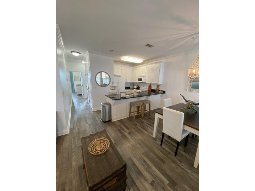 This beautiful 2-bedroom 2 bath fully furnished condo is located - Beach Condo for sale in Mexico Beach, Florida on Beachhouse.com