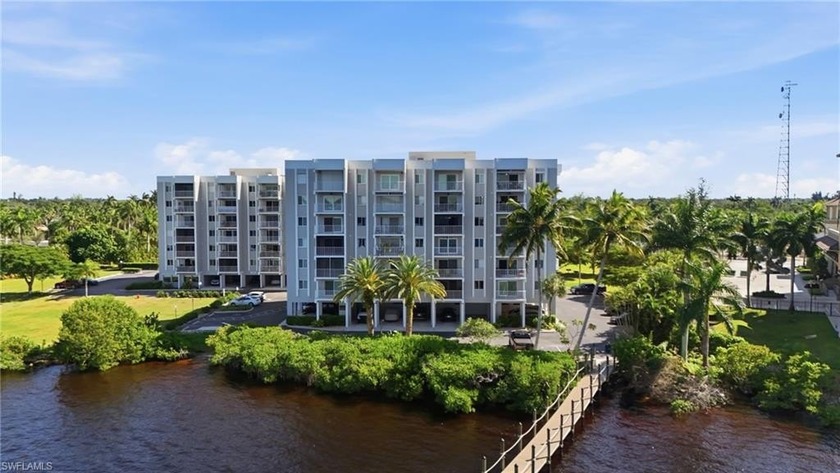 Charming 1-bedroom, 1-bathroom condo located in a gated - Beach Condo for sale in Fort Myers, Florida on Beachhouse.com