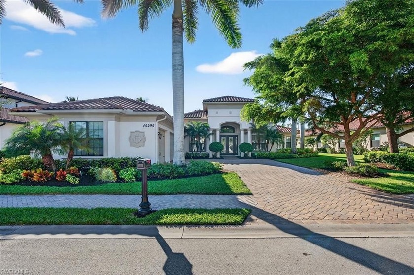 Discover refined living in Marsala at Tiburon, an exclusive - Beach Home for sale in Naples, Florida on Beachhouse.com