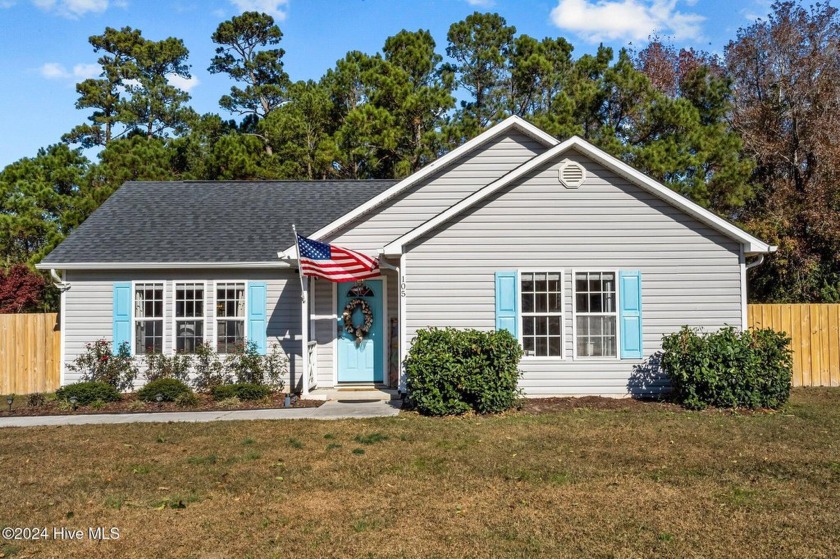 Welcome to 105 Jordan Lane! This is a great one-story home with - Beach Home for sale in Hampstead, North Carolina on Beachhouse.com