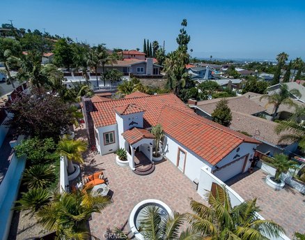 This kind of home rarely comes on the market, so don't let it - Beach Home for sale in San Pedro, California on Beachhouse.com