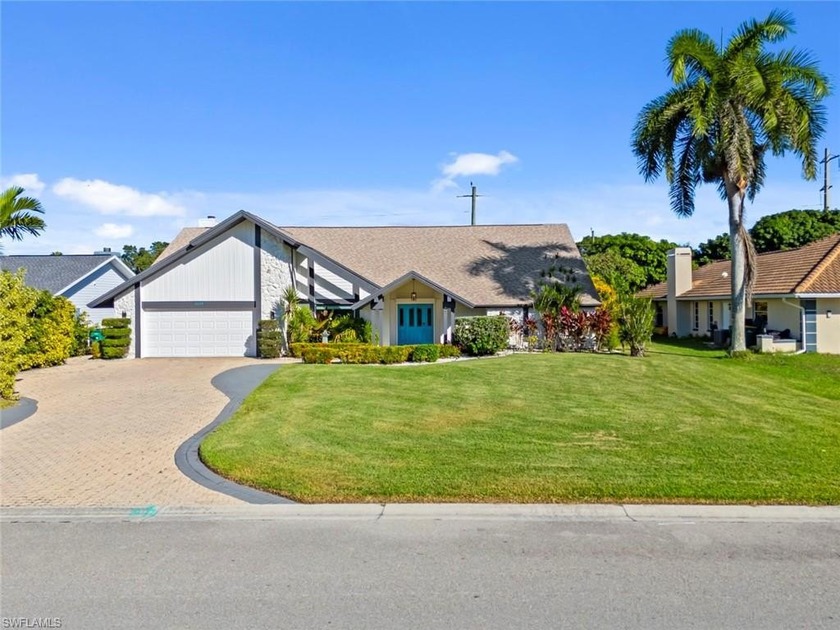 Beautifully updated pool home in the coveted community of Kings - Beach Home for sale in Naples, Florida on Beachhouse.com
