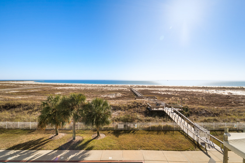 Inn at Dauphin Island 305 Beautiful Unit with wonderful - Beach Vacation Rentals in Dauphin Island, Alabama on Beachhouse.com