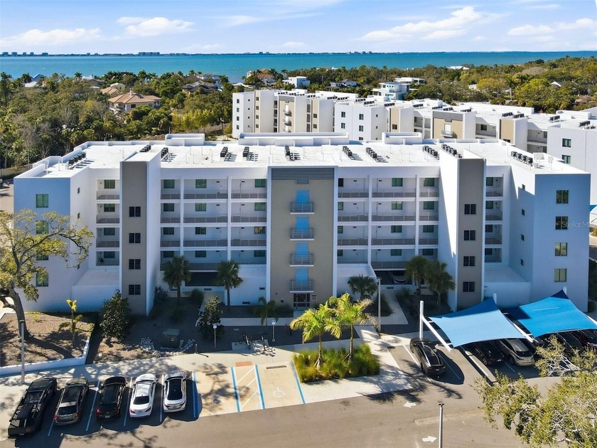 Welcome Home, Boaters! This is your opportunity to own a - Beach Condo for sale in Sarasota, Florida on Beachhouse.com