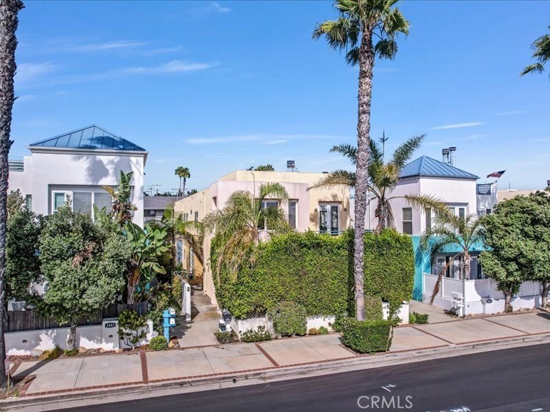 Rarely available coastal duplex in the heart of San Clemente's - Beach Townhome/Townhouse for sale in San Clemente, California on Beachhouse.com