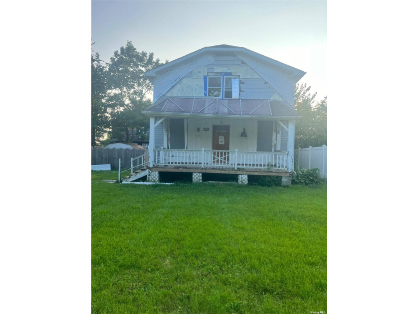 Sold as is, Cash Only. This investor special in West Islip - Beach Home for sale in West Islip, New York on Beachhouse.com