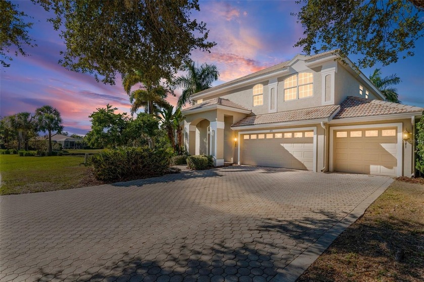 Welcome to this stunning, recently remodeled 5-bedroom, 4-bath - Beach Home for sale in Osprey, Florida on Beachhouse.com