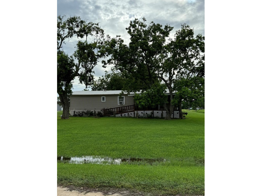 Fully Furnished Mobile Home located on 6 lots in a gated - Beach Home for sale in Palacios, Texas on Beachhouse.com