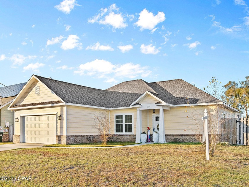 Nestled in a quiet neighborhood just minutes from the boat ramp - Beach Home for sale in Lynn Haven, Florida on Beachhouse.com
