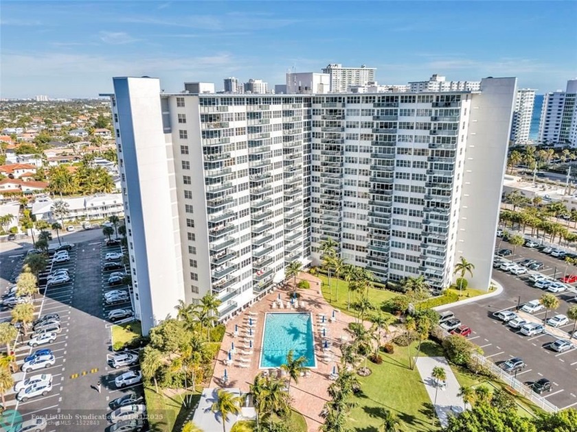 Spacious 1 bed/1bath has an open kitchen design featuring - Beach Condo for sale in Fort Lauderdale, Florida on Beachhouse.com