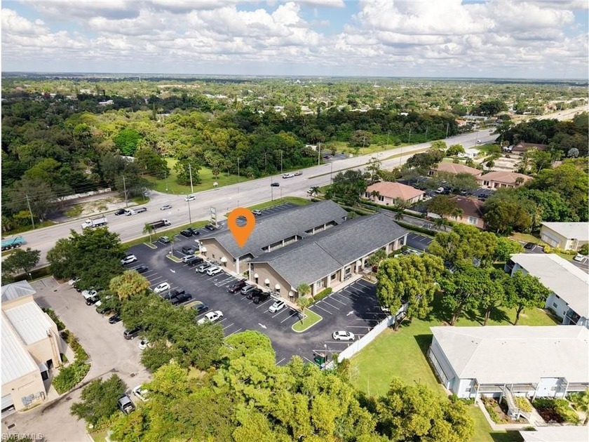 Prime Corner Office/Showroom in High-Visibility Bonita Springs - Beach Commercial for sale in Bonita Springs, Florida on Beachhouse.com