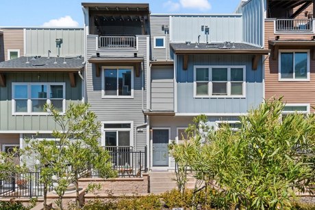 JUST REDUCED! Welcome home to this stylish and contemporary - Beach Townhome/Townhouse for sale in Daly City, California on Beachhouse.com