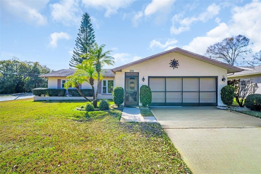 Welcome to your beautifully updated 2-bedroom, 2-bath, 2-car - Beach Home for sale in Palm Harbor, Florida on Beachhouse.com