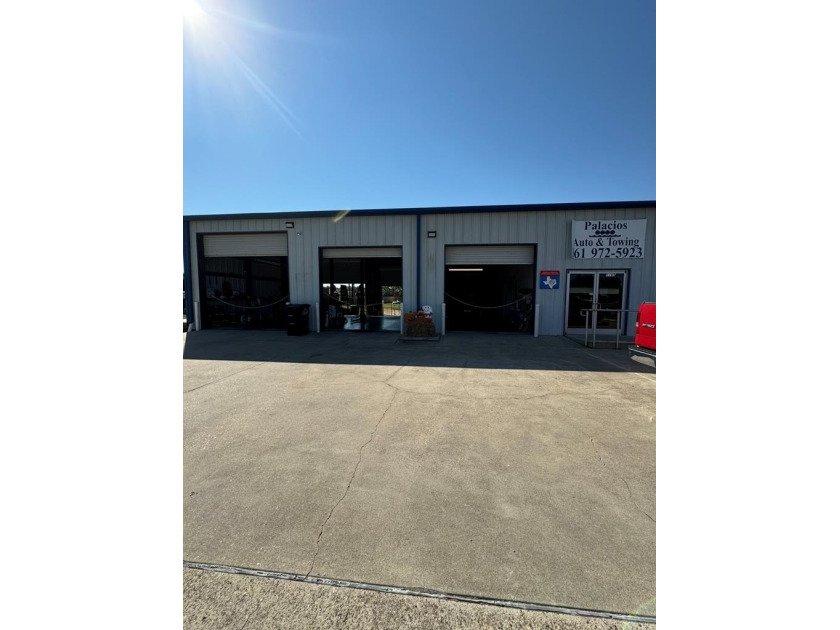 Own Your Own Business or a Great Commercial Investment in - Beach Commercial for sale in Palacios, Texas on Beachhouse.com