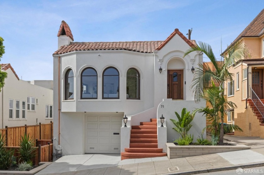 Welcome to 71 Manor Drive a fully detached 5-bedroom + office - Beach Home for sale in San Francisco, California on Beachhouse.com