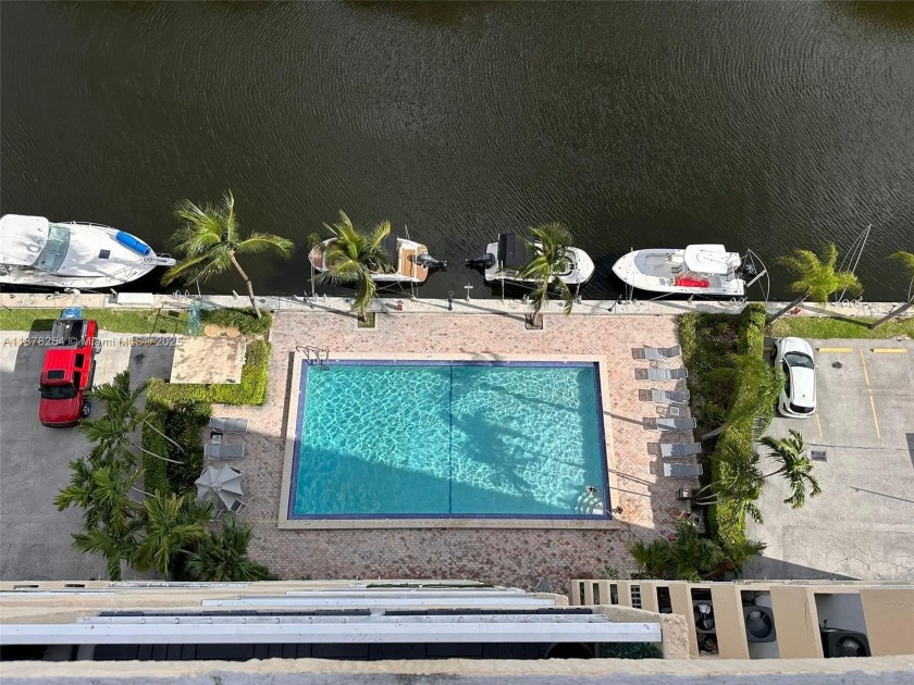 Beautiful high-floor one-bedroom with breathtaking views! Unit - Beach Condo for sale in North Miami, Florida on Beachhouse.com