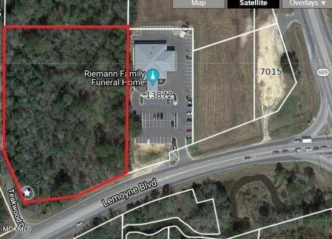 Great Location property is currently zoned residential, can be - Beach Acreage for sale in Biloxi, Mississippi on Beachhouse.com