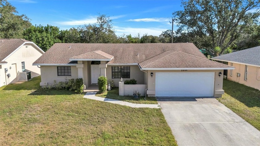 This charming 3-bedroom, 2-bath home offers 1,538 square feet of - Beach Home for sale in Bradenton, Florida on Beachhouse.com