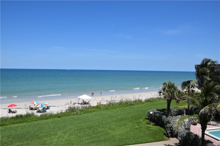 Well priced ocean-view condo! Discover this idyllic 3rd-floor - Beach Home for sale in Vero Beach, Florida on Beachhouse.com