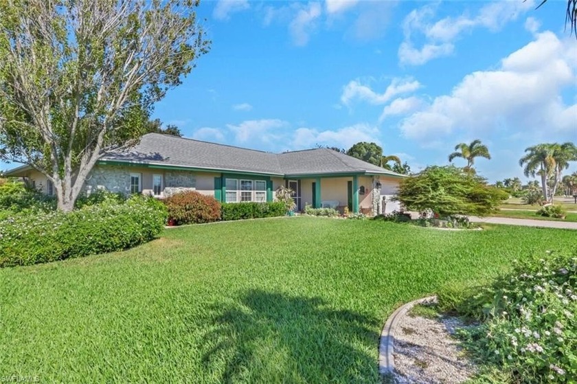 Welcome home to the beautiful Whiskey Creek community in Fort - Beach Home for sale in Fort Myers, Florida on Beachhouse.com