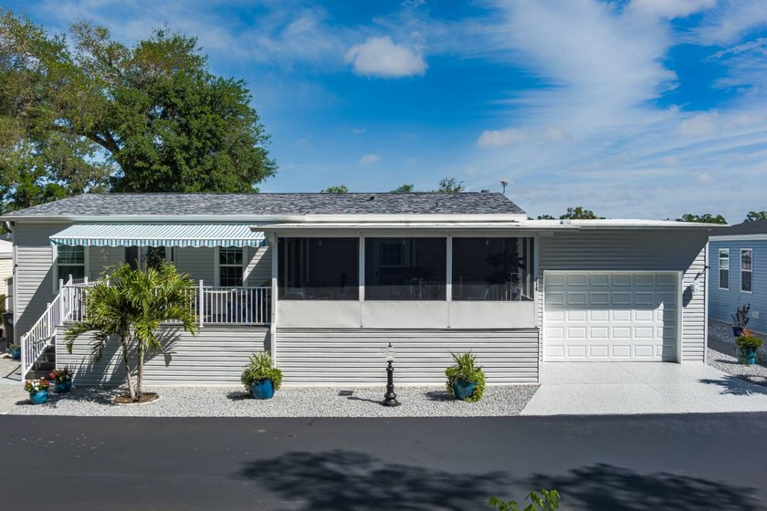 CALLING ALL Boaters, Fishermen, and Sunset Seekers-this is the - Beach Home for sale in Palmetto, Florida on Beachhouse.com