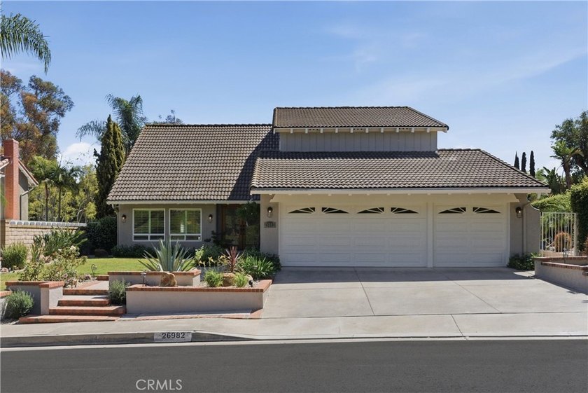 Welcome to your new home! This exceptional 5-bedroom residence - Beach Home for sale in Mission Viejo, California on Beachhouse.com