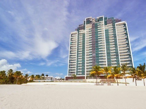 Oceanview Apartment for Sale - Lighthouse, Rio Hato
Wake up to - Beach Home for sale in Río Hato,  on Beachhouse.com