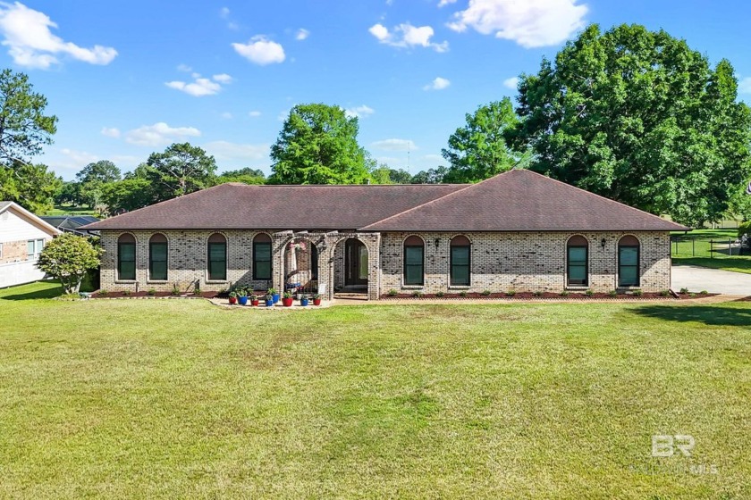 Welcome to your next chapter in the beautiful Glenlakes - Beach Home for sale in Foley, Alabama on Beachhouse.com