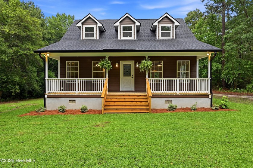 Welcome to your beautifully remodeled retreat on over 2 acres - Beach Home for sale in Leland, North Carolina on Beachhouse.com