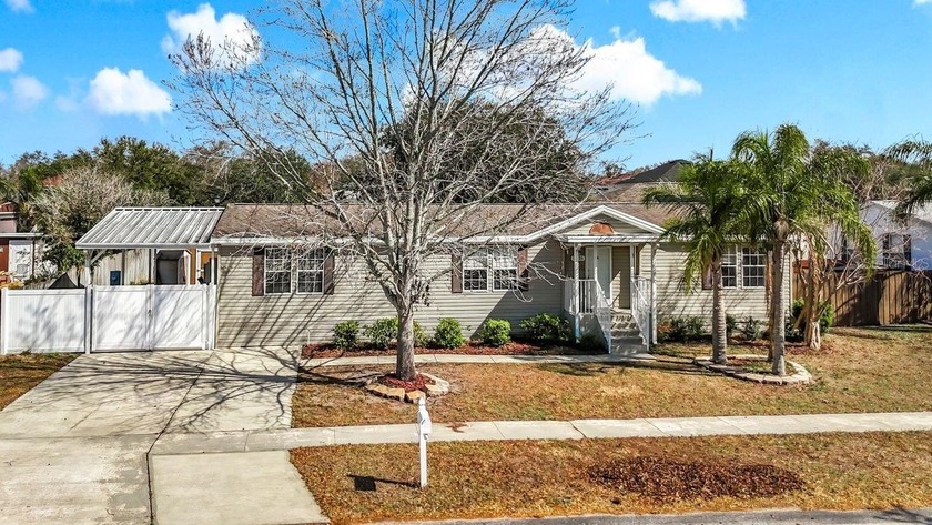 Under contract-accepting backup offers. Welcome to comfort - Beach Home for sale in Riverview, Florida on Beachhouse.com
