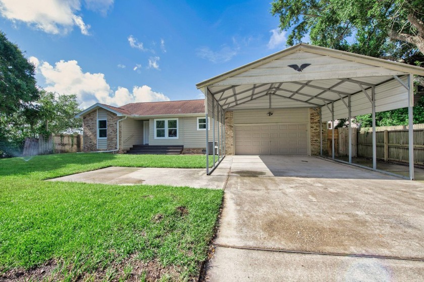 Are you interested in unmatched panoramic views, cleansing salty - Beach Home for sale in Niceville, Florida on Beachhouse.com