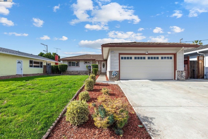 Welcome to this warm and inviting 1,324 sq. ft. home in the - Beach Home for sale in Fremont, California on Beachhouse.com