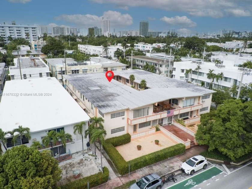 Charming Studio, close to Lincoln Road, great restaurants and - Beach Other for sale in Miami Beach, Florida on Beachhouse.com