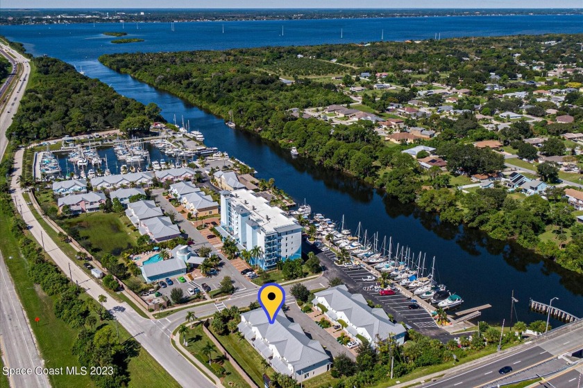 Welcome to your island paradise! This stunning 3 bedroom, 2 1/2 - Beach Townhome/Townhouse for sale in Merritt Island, Florida on Beachhouse.com