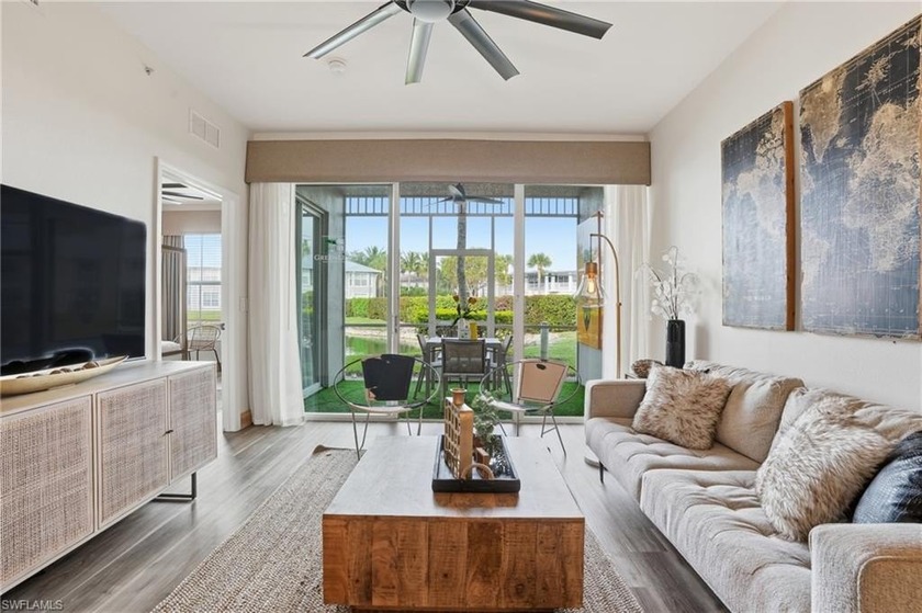 TURNKEY, FIRST FLOOR, REMODELED, 3BED/2BATH, HOME OFFICE - Beach Condo for sale in Naples, Florida on Beachhouse.com