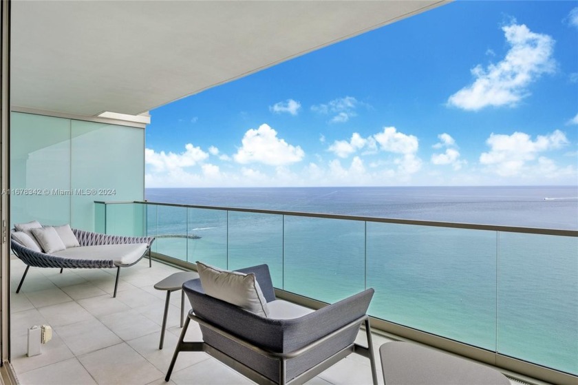 This stunning oceanfront residence, fully customized by renowned - Beach Condo for sale in Bal Harbour, Florida on Beachhouse.com