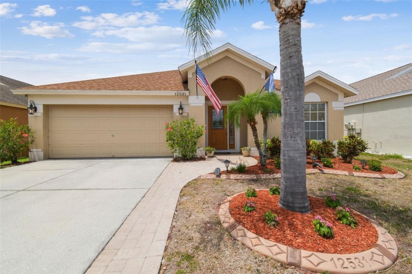 Welcome to South Pointe - Pond Views, Prime Location  Pure - Beach Home for sale in Riverview, Florida on Beachhouse.com