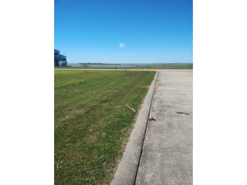 Great water view lot in gated Beachside communitye enjoy fishing - Beach Lot for sale in Palacios, Texas on Beachhouse.com