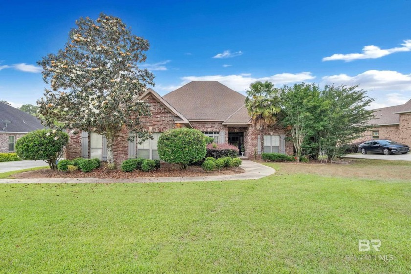 Welcome to 24085 Trowbridge Court, a beautifully maintained - Beach Home for sale in Daphne, Alabama on Beachhouse.com