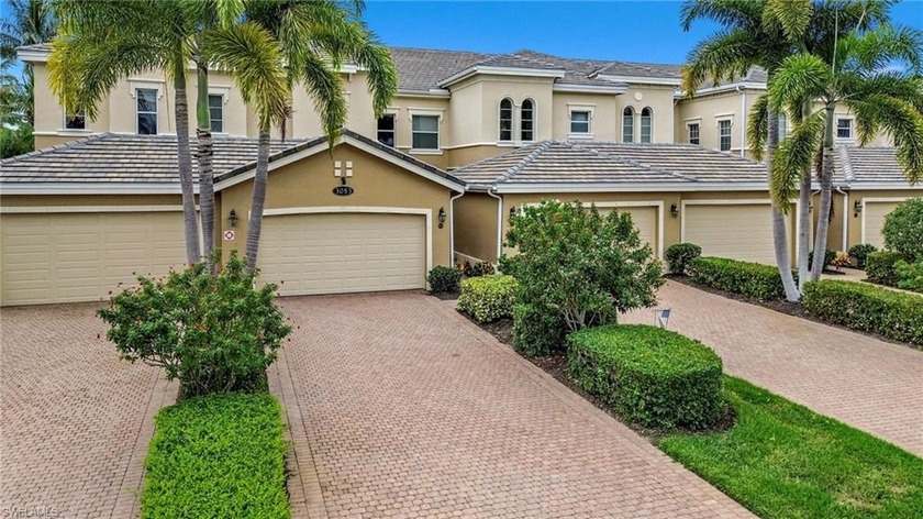 Gorgeous, spacious end unit with views of trees and water - Beach Home for sale in Naples, Florida on Beachhouse.com