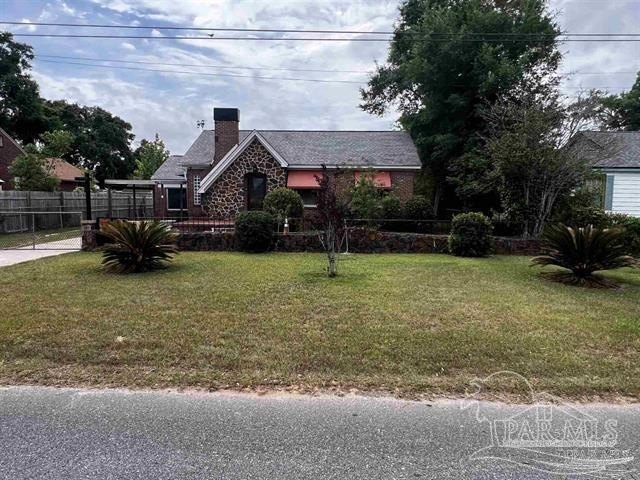 This meticulously cared-for home boasts numerous upgrades - Beach Home for sale in Pensacola, Florida on Beachhouse.com