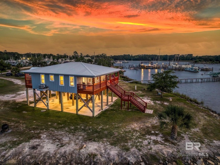 Welcome to this stunning Custom GOLD Fortified Home built in - Beach Home for sale in Gulf Shores, Alabama on Beachhouse.com