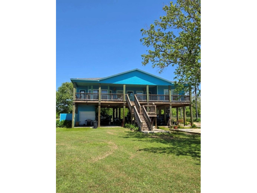 Waterfront Paradise - 3 Bed, 2 Bath on 1 Acre  Discover your - Beach Home for sale in Sargent, Texas on Beachhouse.com