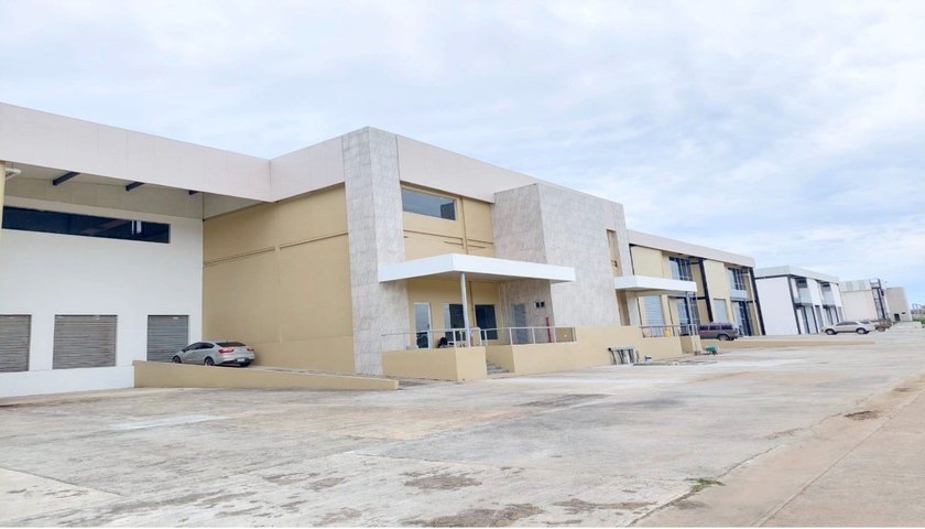 Industrial Warehouse for Sale in Parque Industrial de Las - Beach Commercial for sale in Panama City,  on Beachhouse.com