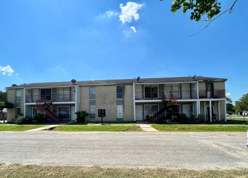 Here Is A Chance To Own Prime, Commercial Real Estate In - Beach Commercial for sale in Palacios, Texas on Beachhouse.com