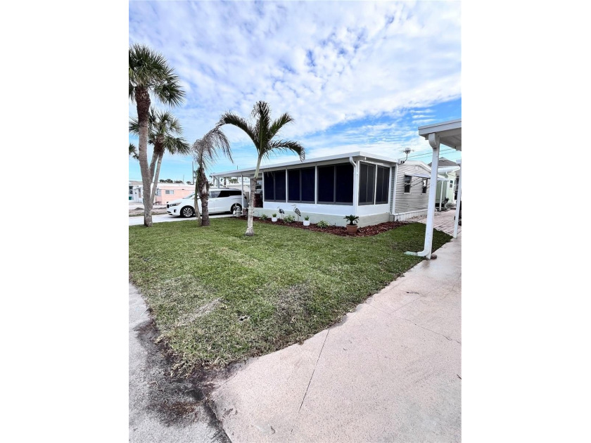 Location, location, LOCATION -- this is BEACH living at its - Beach Home for sale in Englewood, Florida on Beachhouse.com
