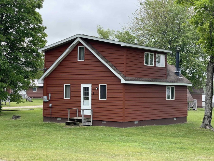 Manilak Resort Unit #1 - Waterfront Cape Cod Getaway Now - Beach Condo for sale in Mcmillan, Michigan on Beachhouse.com