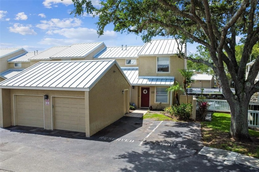 Welcome to Lake Ellen Walk! Located in the heart of Carrollwood - Beach Townhome/Townhouse for sale in Tampa, Florida on Beachhouse.com