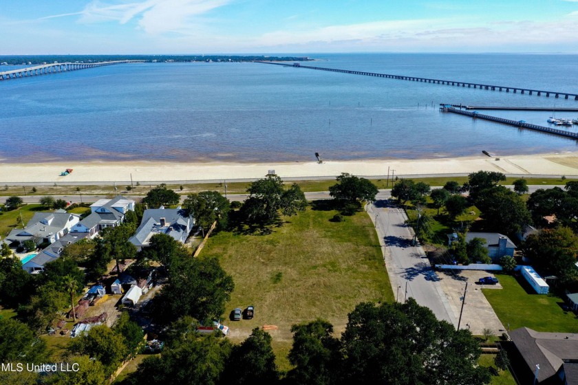 Prime location for ''Old Town.'' 2.6 acres fronting the Bay! - Beach Acreage for sale in Bay Saint Louis, Mississippi on Beachhouse.com