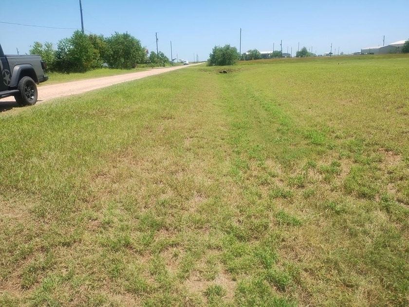Nice corner lot in Boca Chica S/D. Lot has culvert, water, sewer - Beach Lot for sale in Palacios, Texas on Beachhouse.com